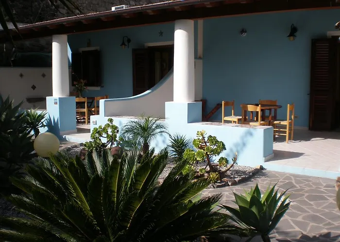 Eolie Per Vacanze Апартаменты *